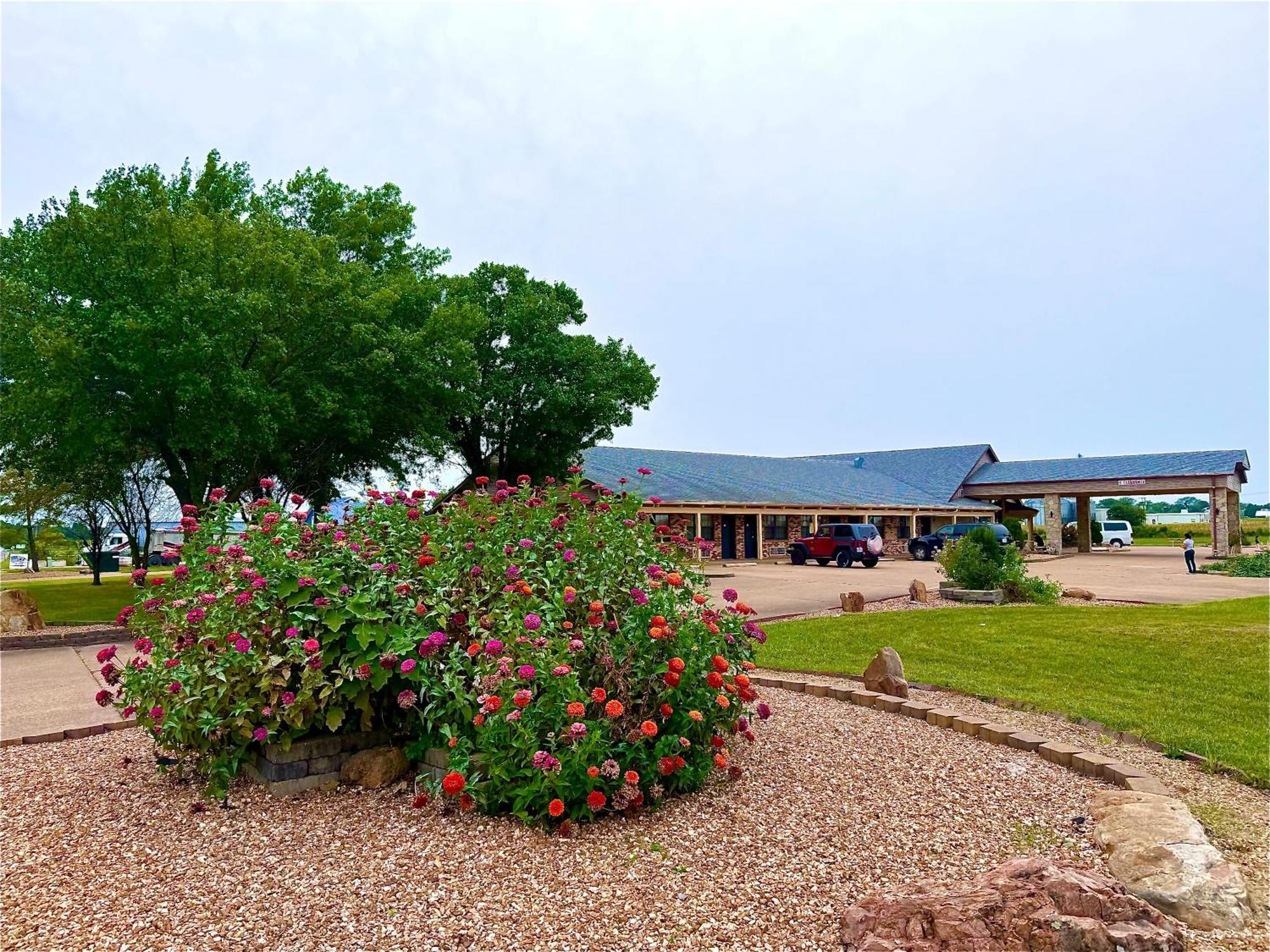 Owensville Inn Exteriör bild